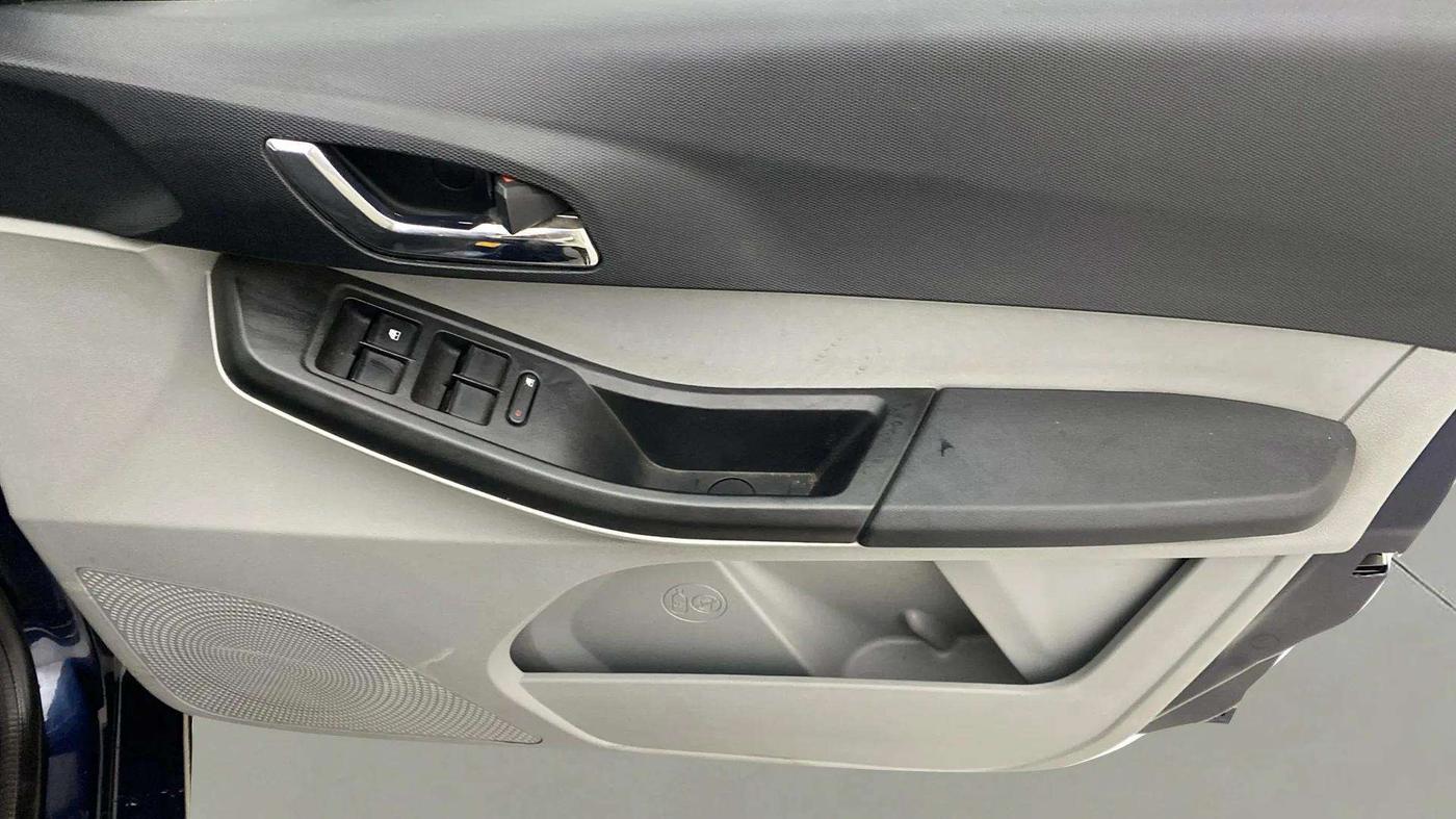 2021 Tata Tiago XZ PLUS PETROL, Petrol, Manual, 27,021 km, Driver Side Door Panels Control