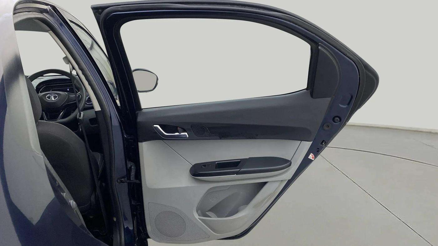 2021 Tata Tiago XZ PLUS PETROL, Petrol, Manual, 27,021 km, RHS Rear Door