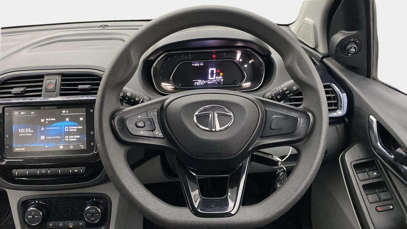 2021 Tata Tiago XZ PLUS PETROL, Petrol, Manual, 27,021 km, Steering Wheel Close Up
