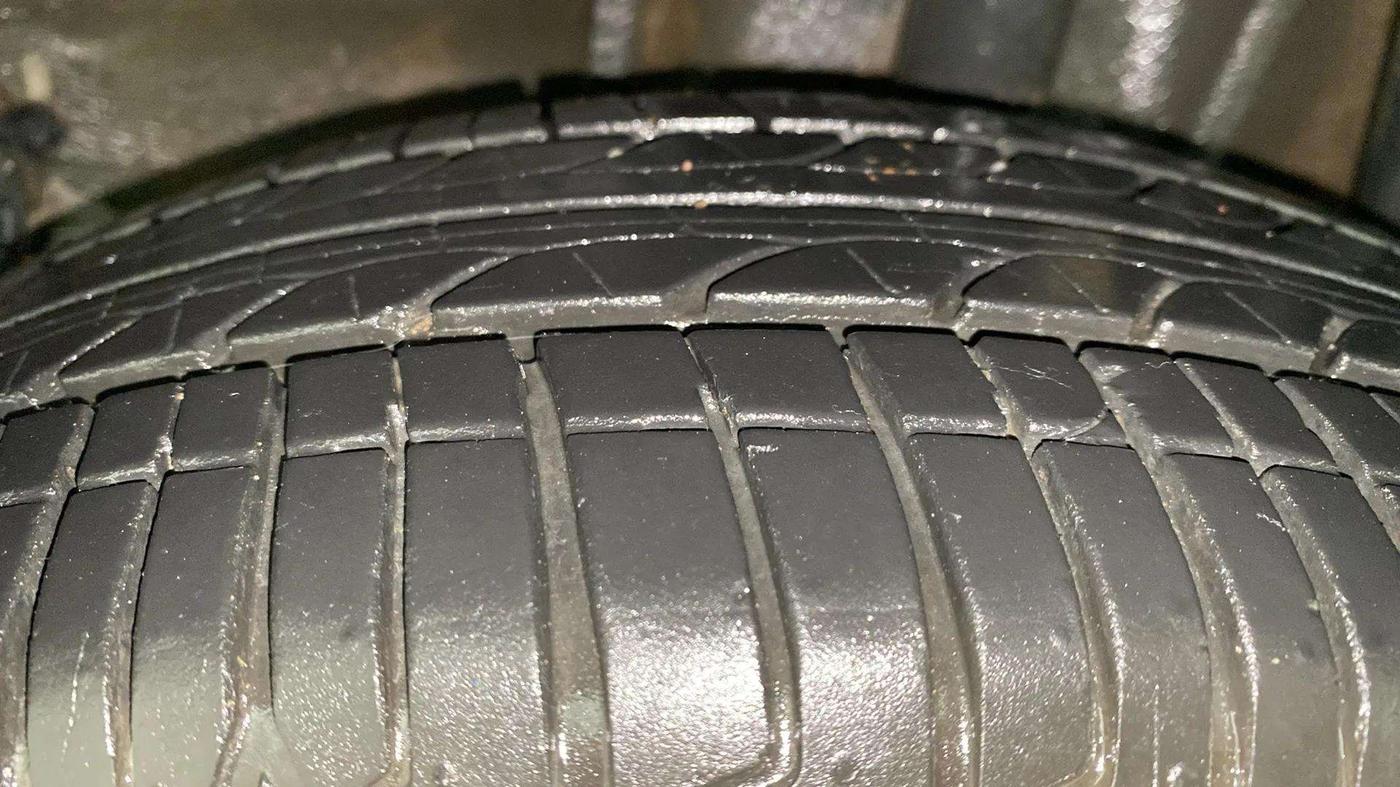2021 Tata Tiago XZ PLUS PETROL, Petrol, Manual, 27,021 km, Left Rear Tyre Tread