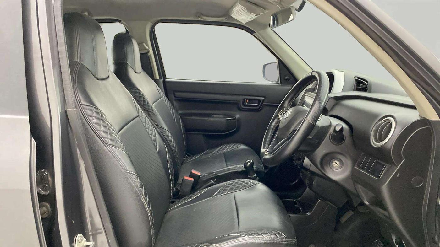 2020 Maruti S PRESSO VXI+, Petrol, Manual, 77,180 km, Right Side Front Door Cabin