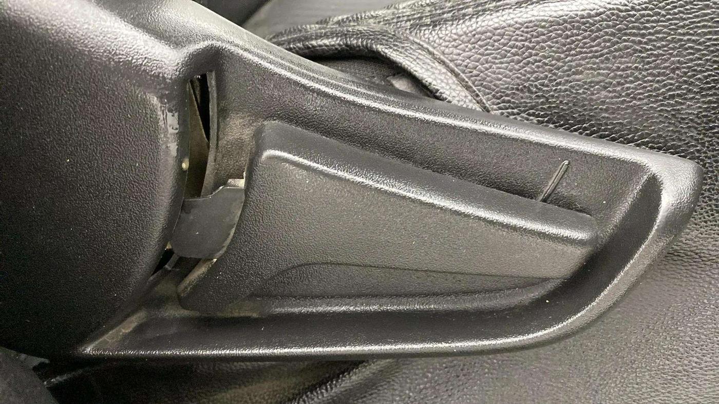 2020 Maruti S PRESSO VXI+, Petrol, Manual, 77,180 km, Driver Side Adjustment Panel