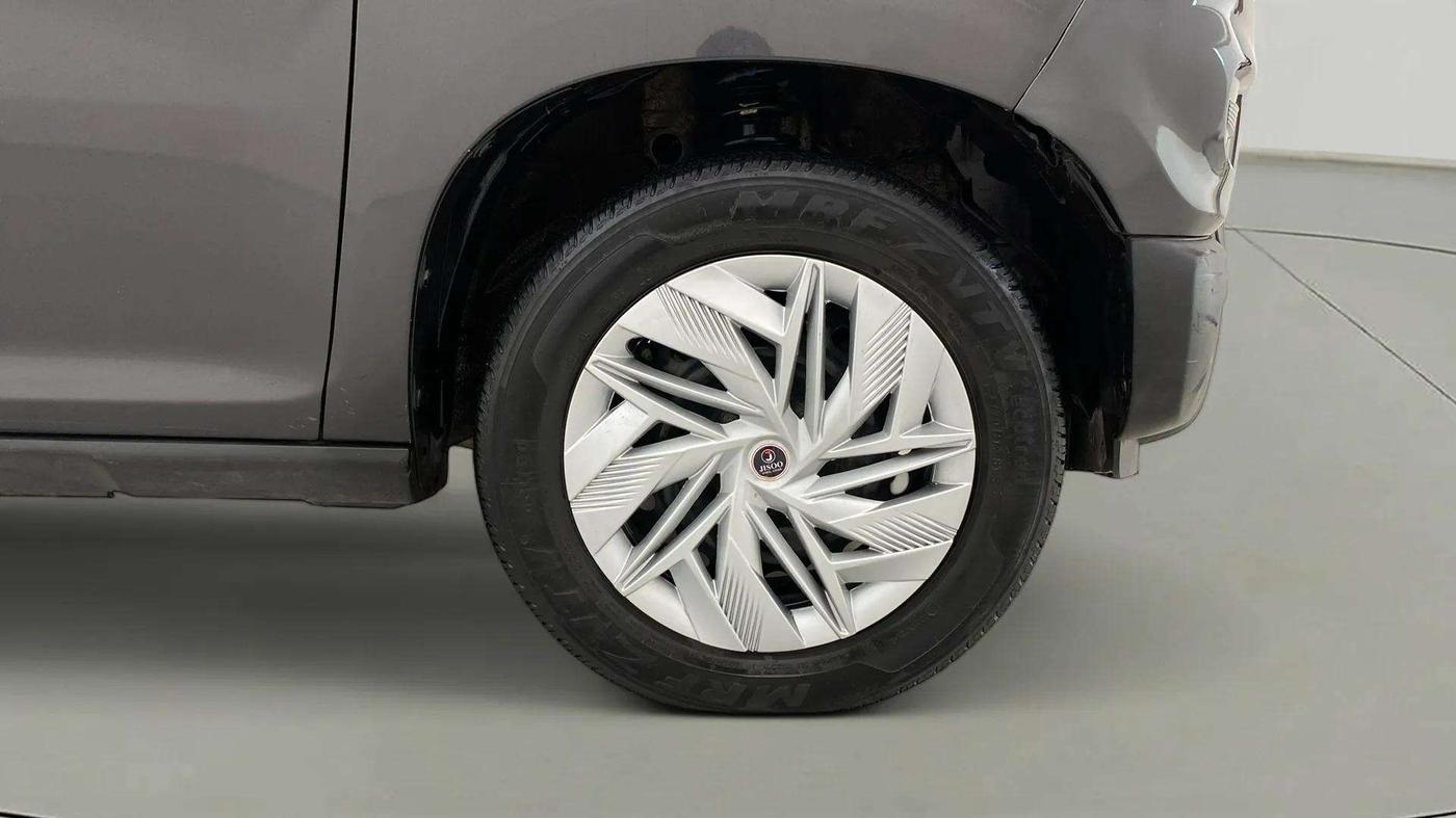 2020 Maruti S PRESSO VXI+, Petrol, Manual, 77,180 km, Right Front Wheel