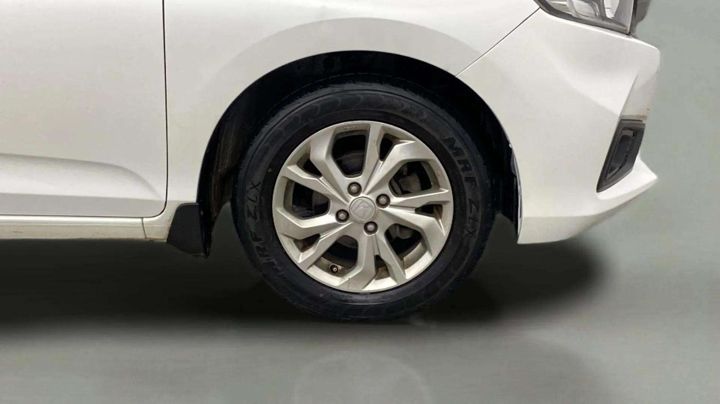 2018 Honda Amaze 1.2L I-VTEC V CVT, Petrol, Automatic, 38,367 km, Right Front Wheel