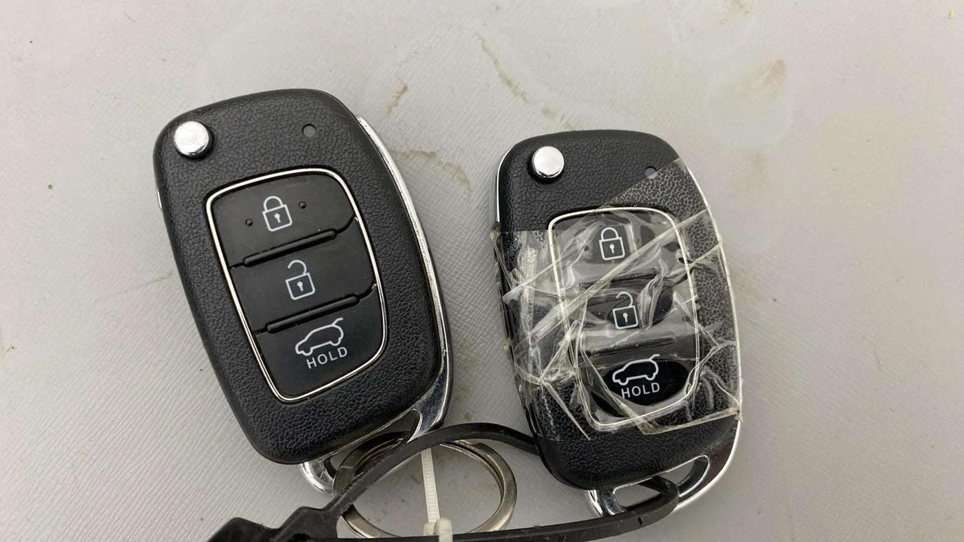 2022 Hyundai Creta E 1.5 PETROL, Petrol, Manual, 12,765 km, Key Close Up