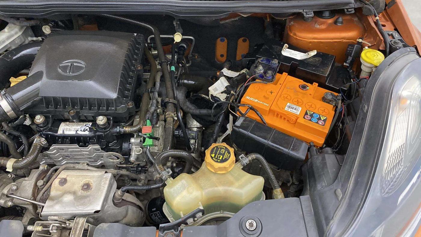 2019 Tata NEXON XMA PETROL, Petrol, Automatic, 53,728 km, Engine View - Left