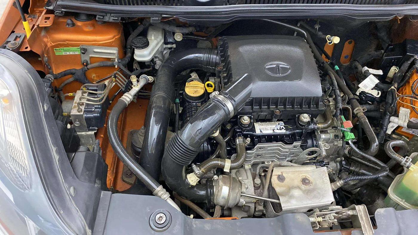 2019 Tata NEXON XMA PETROL, Petrol, Automatic, 53,728 km, Engine View - Right
