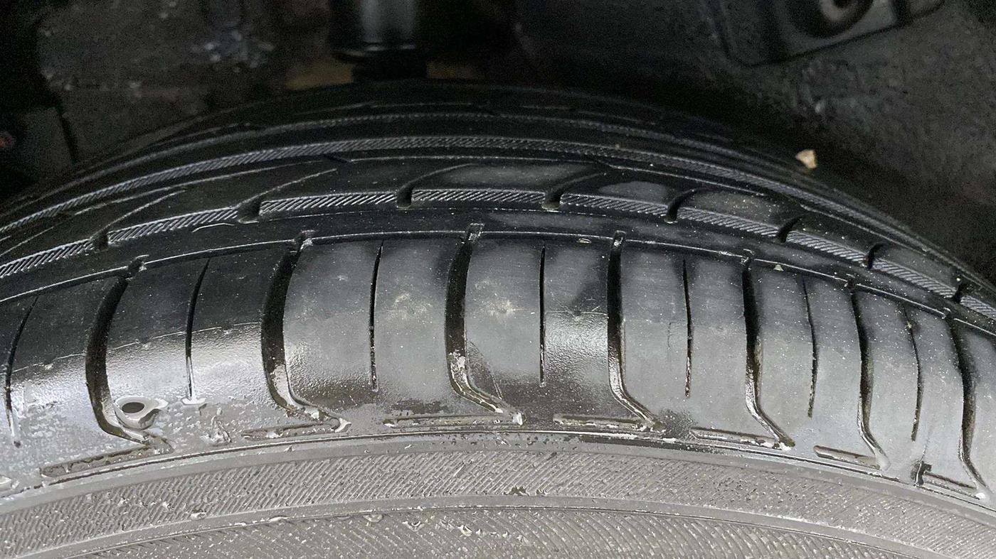 2019 Tata NEXON XMA PETROL, Petrol, Automatic, 53,728 km, Right Rear Tyre Tread