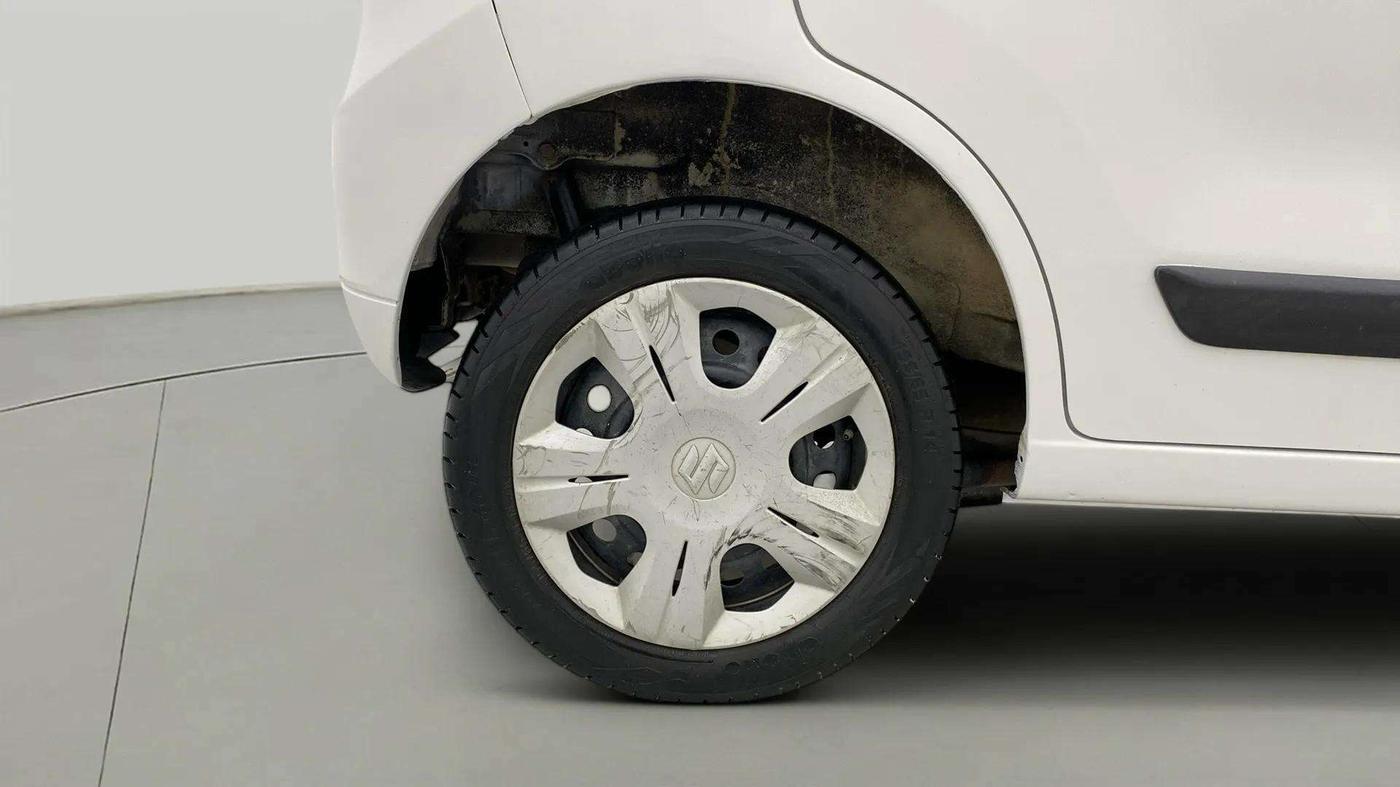 2017 Maruti Wagon R 1.0 VXI, Petrol, Manual, 64,327 km, Right Rear Wheel