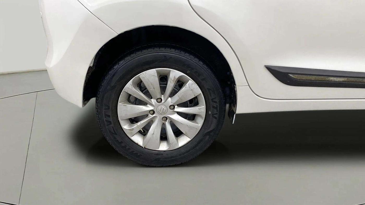 2018 Maruti Baleno DELTA PETROL 1.2, Petrol, Manual, 38,761 km, Right Rear Wheel