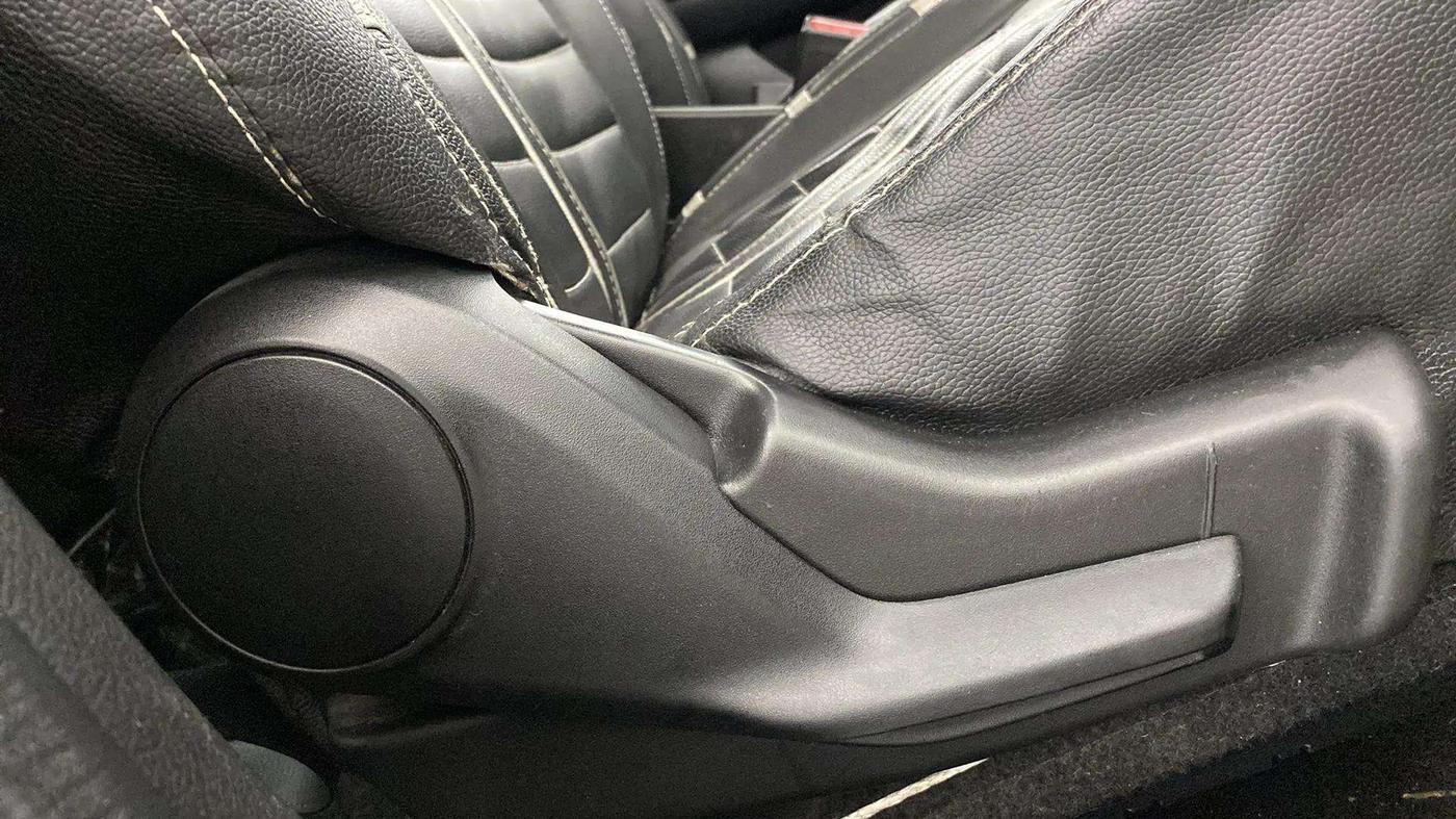 2018 Maruti Baleno DELTA PETROL 1.2, Petrol, Manual, 38,761 km, Driver Side Adjustment Panel