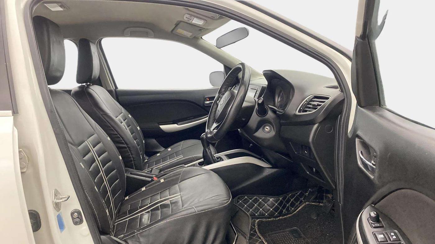 2018 Maruti Baleno DELTA PETROL 1.2, Petrol, Manual, 38,761 km, Right Side Front Door Cabin