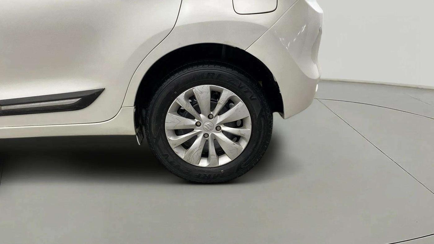 2018 Maruti Baleno DELTA PETROL 1.2, Petrol, Manual, 38,761 km, Left Rear Wheel