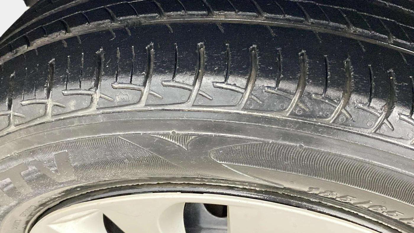 2018 Maruti Baleno DELTA PETROL 1.2, Petrol, Manual, 38,761 km, Left Rear Tyre Tread