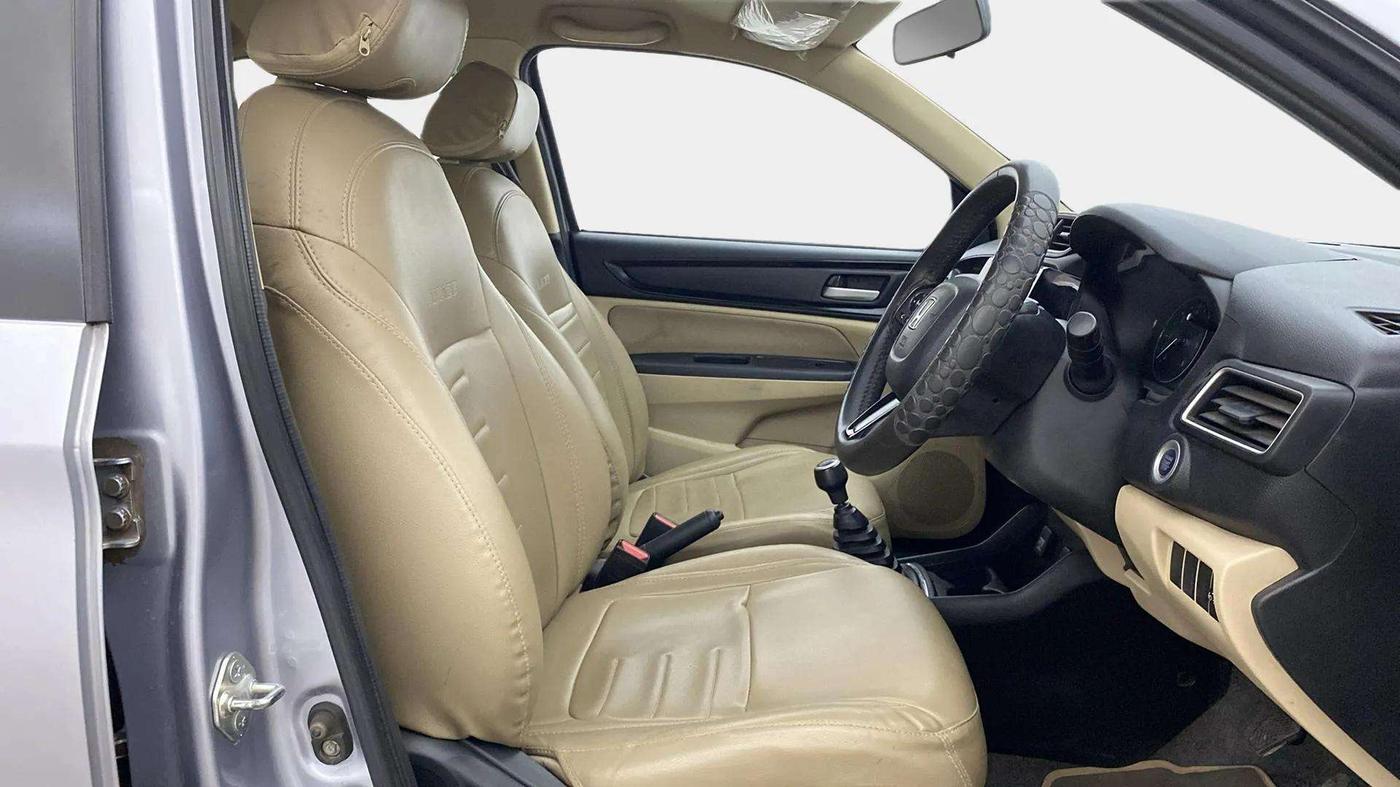2020 Honda Amaze 1.5L I-DTEC V, Diesel, Manual, 69,761 km, Right Side Front Door Cabin