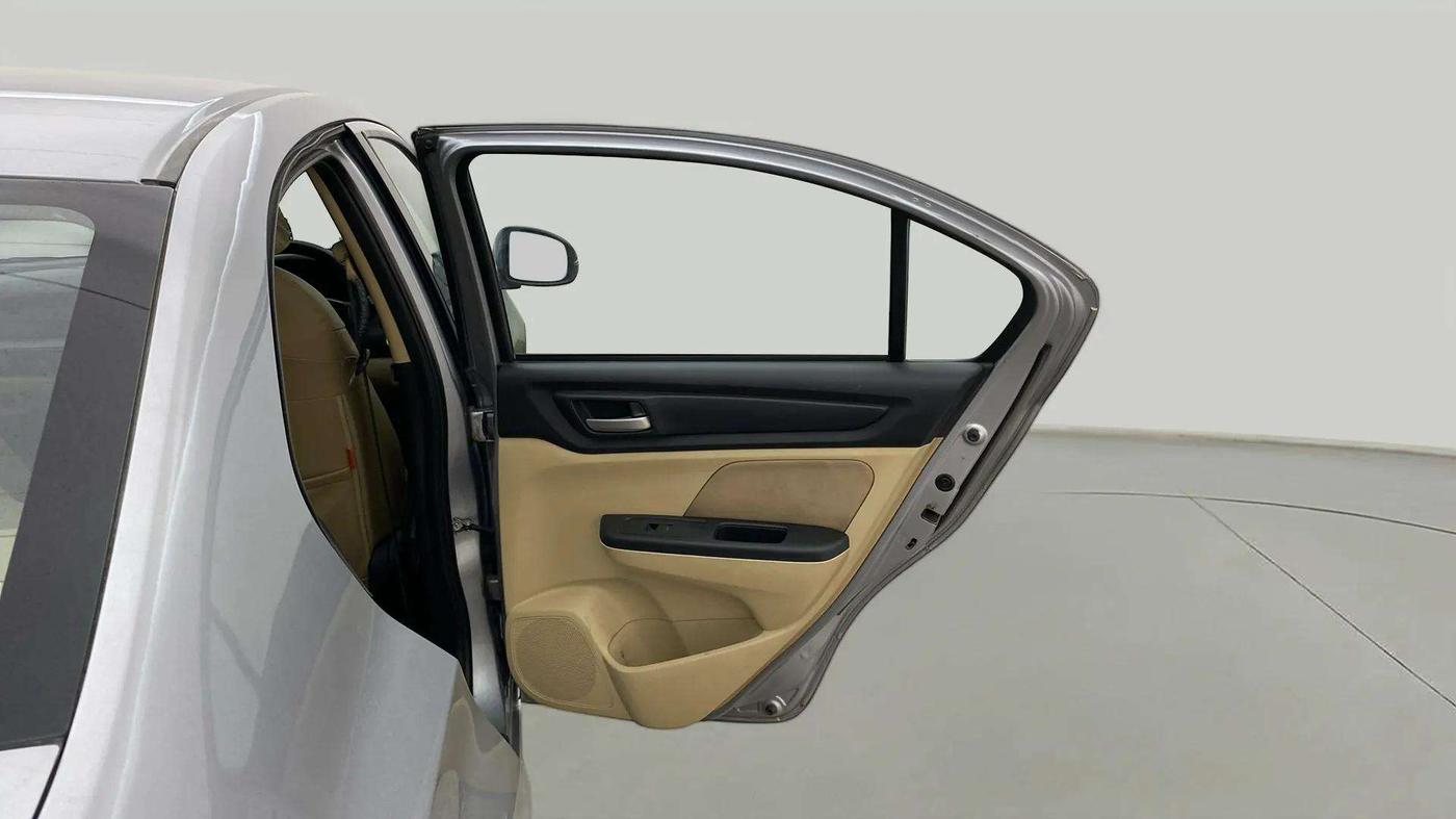 2020 Honda Amaze 1.5L I-DTEC V, Diesel, Manual, 69,761 km, RHS Rear Door