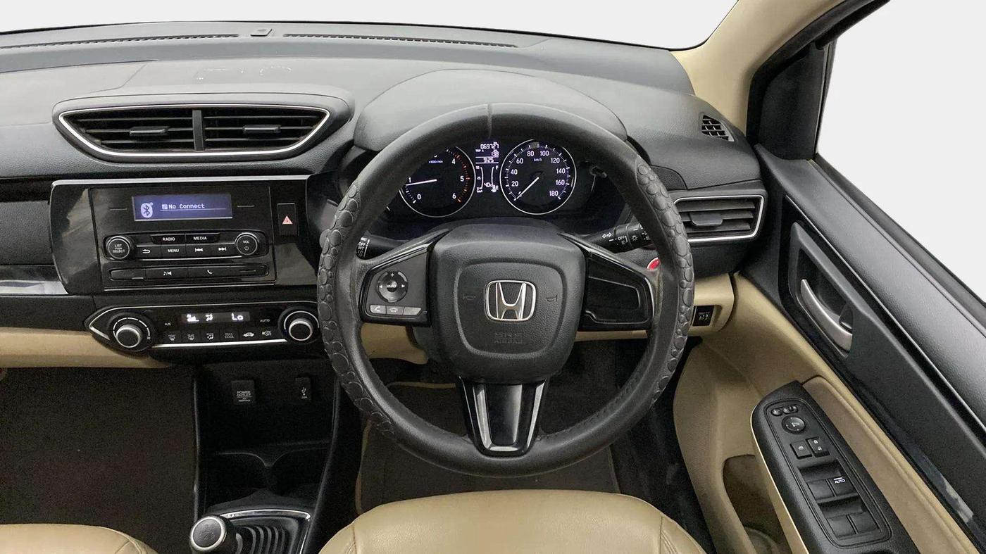 2020 Honda Amaze 1.5L I-DTEC V, Diesel, Manual, 69,761 km, Steering Wheel Close Up