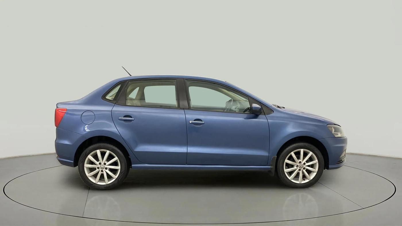 2017 Volkswagen Ameo HIGHLINE1.2L PLUS 16 ALLOY, Petrol, Manual, 28,060 km, Right Side View
