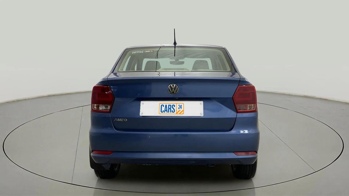 2017 Volkswagen Ameo HIGHLINE1.2L PLUS 16 ALLOY, Petrol, Manual, 28,060 km, Back/Rear