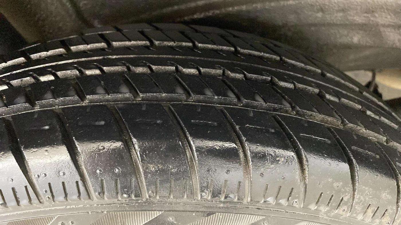2019 Maruti New Wagon-R LXI CNG 1.0, CNG, Manual, 35,658 km, Right Rear Tyre Tread