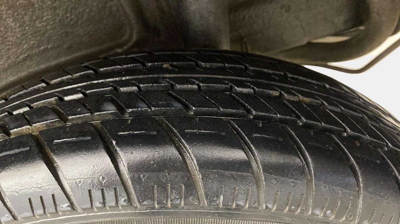 2019 Maruti New Wagon-R LXI CNG 1.0, CNG, Manual, 35,658 km, Left Rear Tyre Tread