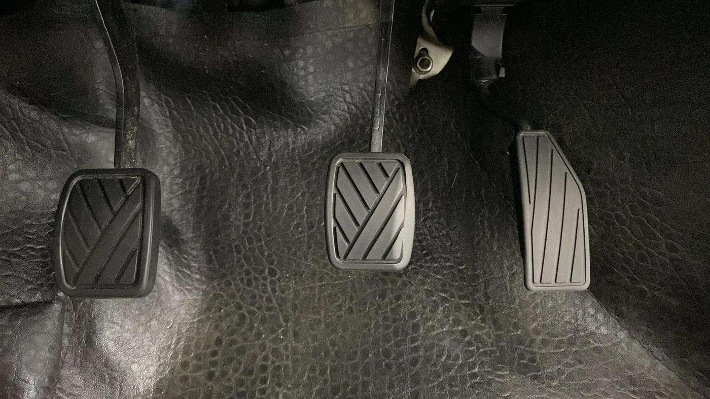 2019 Maruti New Wagon-R LXI CNG 1.0, CNG, Manual, 35,658 km, Pedals