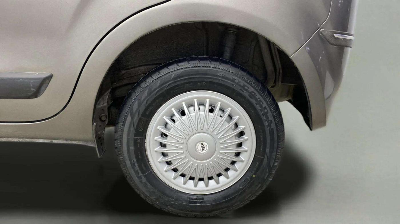 2019 Maruti New Wagon-R LXI CNG 1.0, CNG, Manual, 35,658 km, Left Rear Wheel