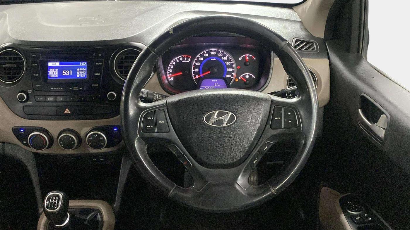 2015 Hyundai Grand i10 ASTA 1.2 KAPPA VTVT, CNG, Manual, 53,062 km, Steering Wheel Close Up