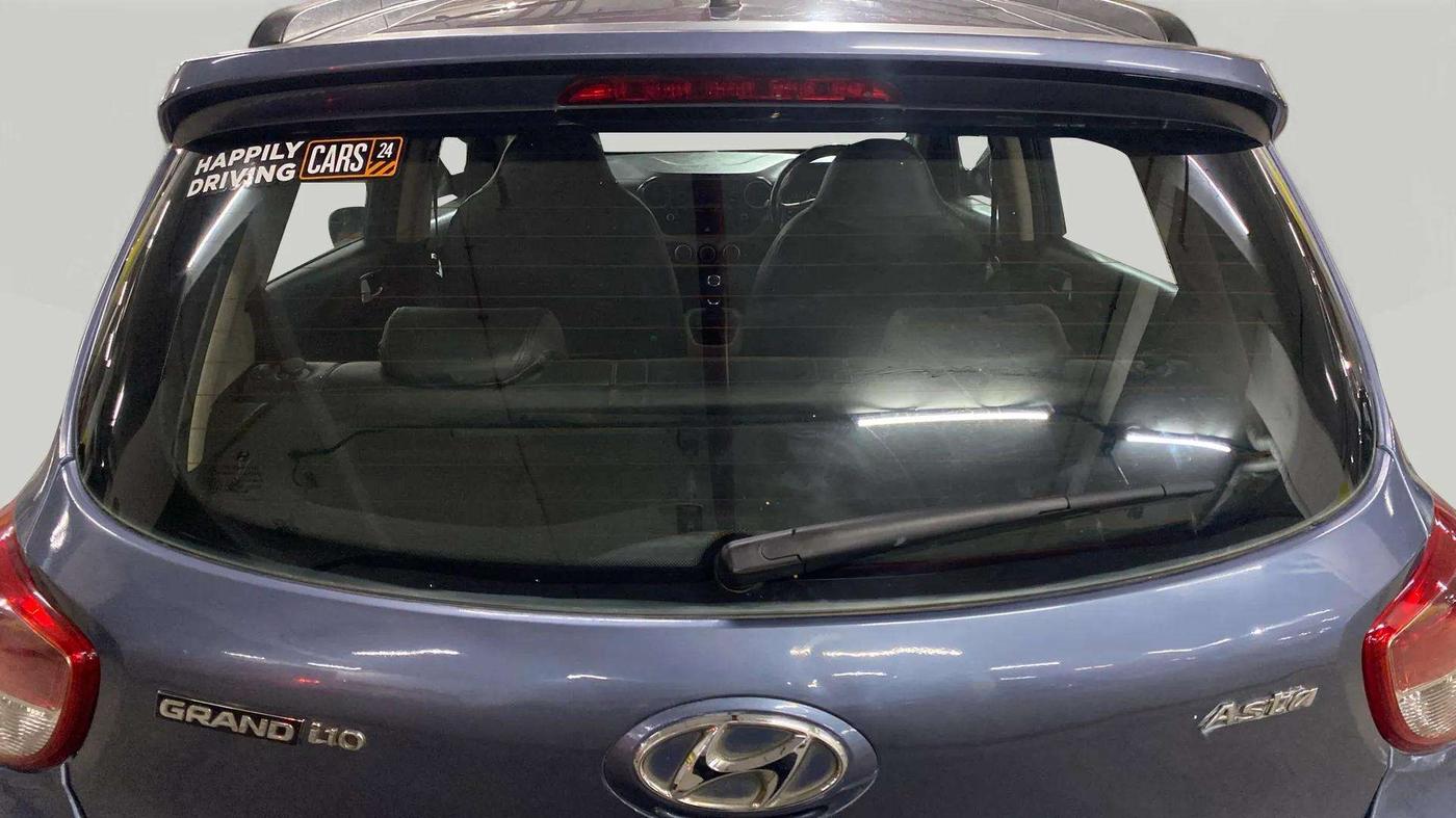 2015 Hyundai Grand i10 ASTA 1.2 KAPPA VTVT, CNG, Manual, 53,062 km, Rear Windshield