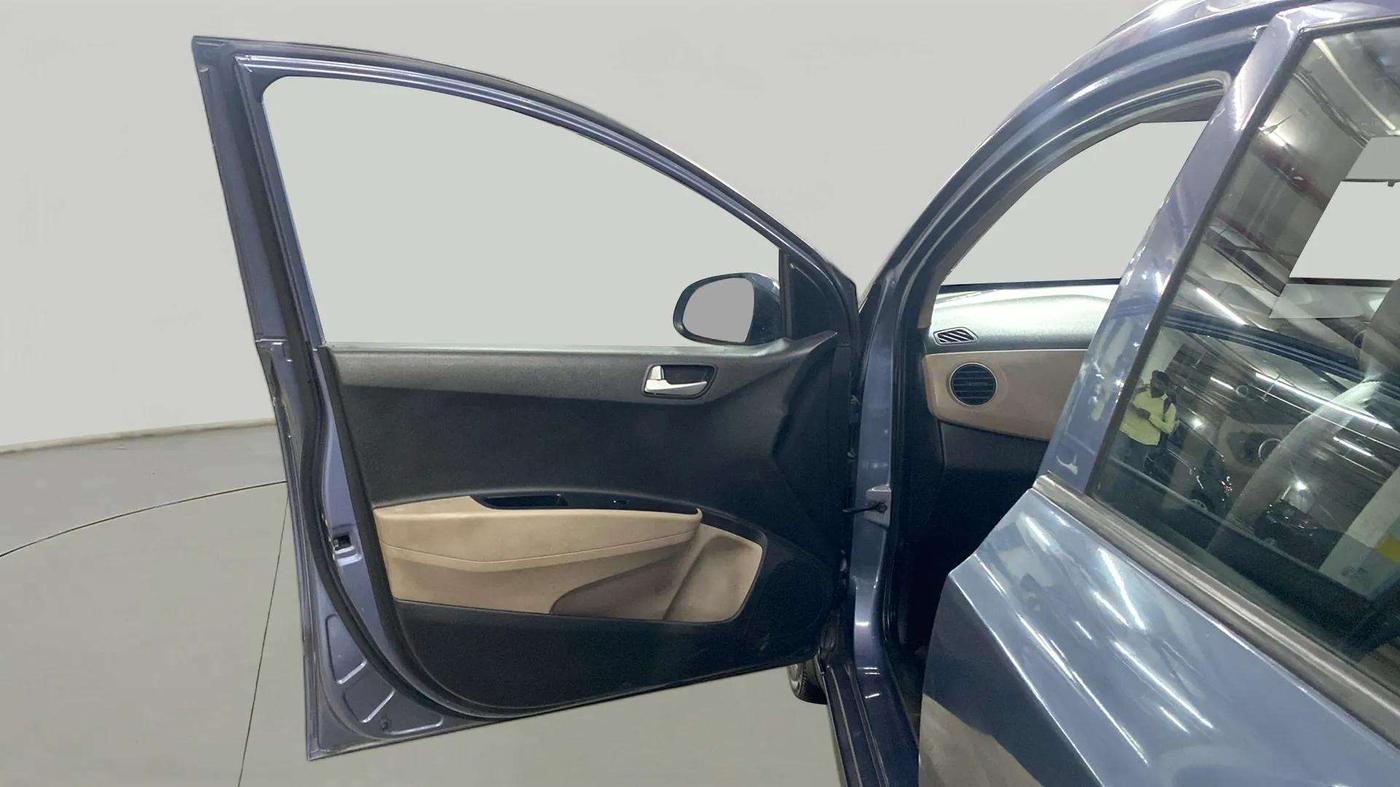 2015 Hyundai Grand i10 ASTA 1.2 KAPPA VTVT, CNG, Manual, 53,062 km, LHS Front Door