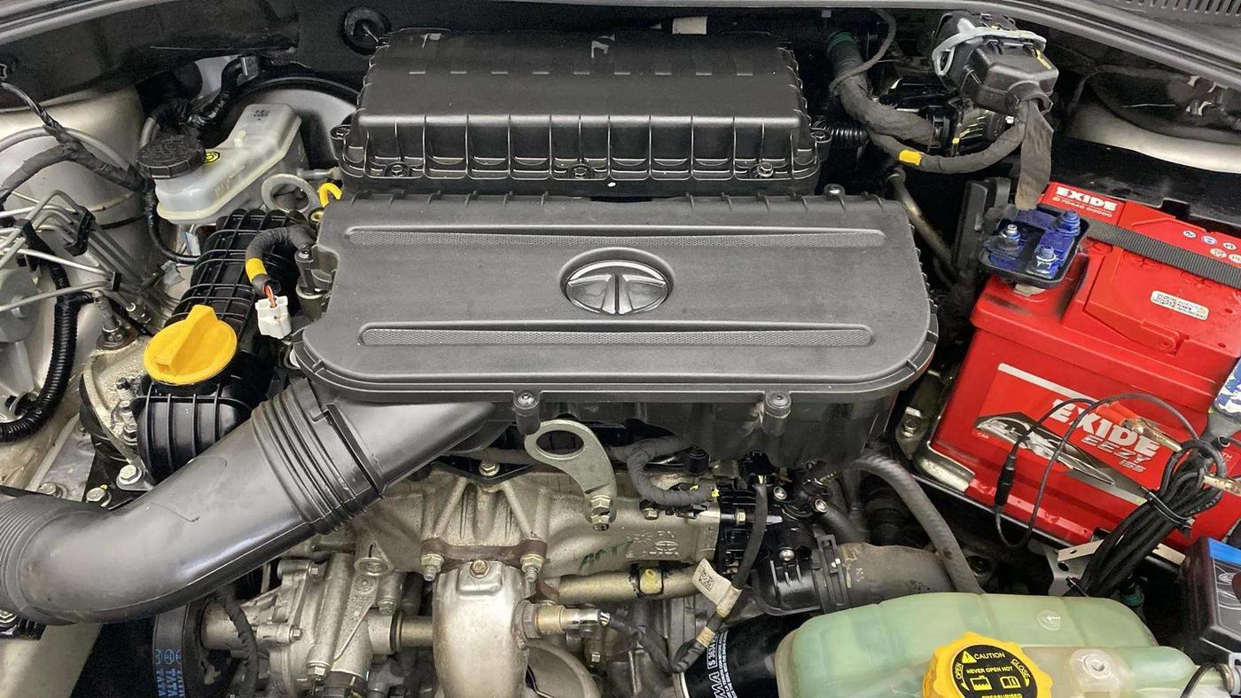 2021 Tata Tiago XZA PLUS PETROL, Petrol, Automatic, 30,415 km, Engine View