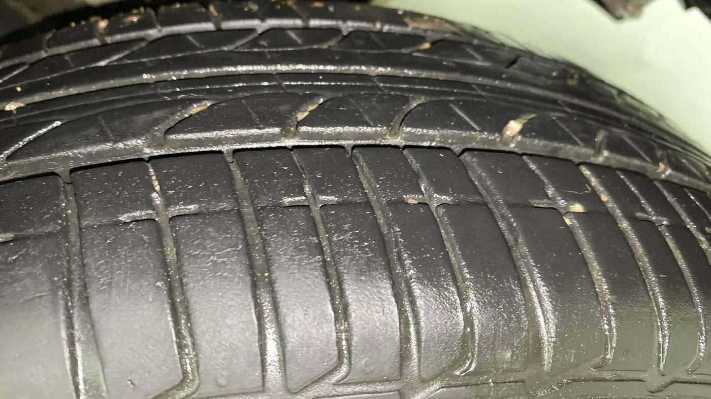 2021 Tata Tiago XZA PLUS PETROL, Petrol, Automatic, 30,415 km, Left Rear Tyre Tread