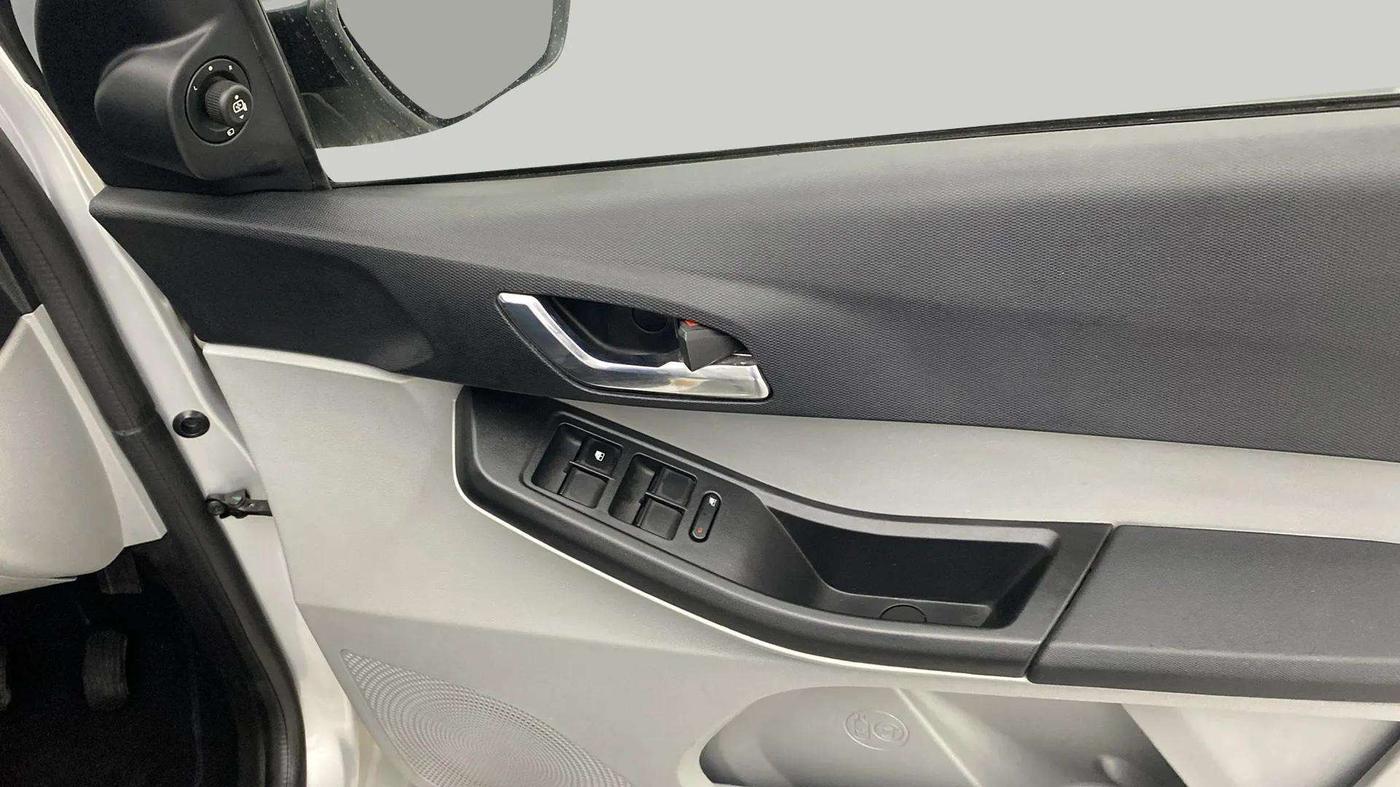 2021 Tata Tiago XZA PLUS PETROL, Petrol, Automatic, 30,415 km, Driver Side Door Panels Control