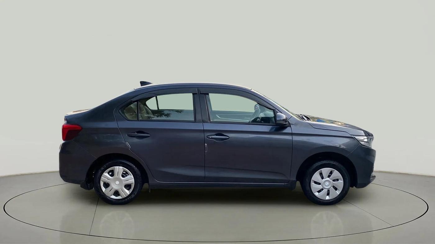 2022 Honda Amaze 1.2L I-VTEC S, CNG, Manual, 17,106 km, Right Side View