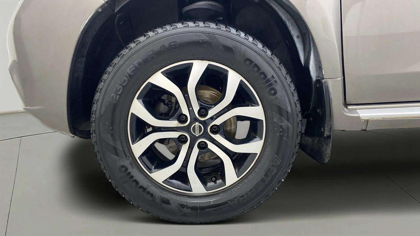 2015 Nissan Terrano XL D PLUS, Diesel, Manual, 65,938 km, Left Front Wheel