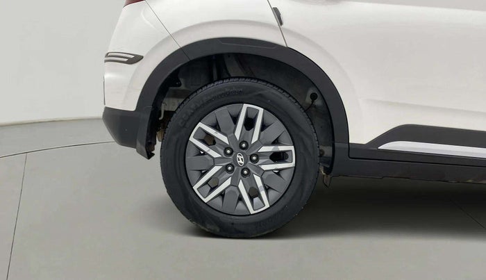 2021 Hyundai VENUE SX 1.0 TURBO, Petrol, Manual, 44,206 km, Right Rear Wheel