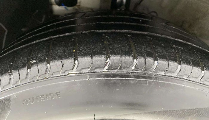 2021 Hyundai VENUE SX 1.0 TURBO, Petrol, Manual, 44,206 km, Left Front Tyre Tread