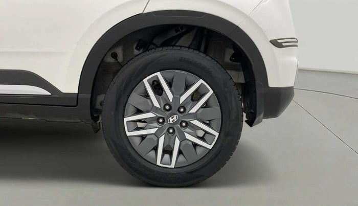 2021 Hyundai VENUE SX 1.0 TURBO, Petrol, Manual, 44,206 km, Left Rear Wheel