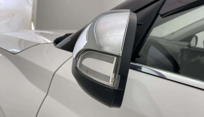 2021 Hyundai VENUE SX 1.0 TURBO, Petrol, Manual, 44,206 km, Left rear-view mirror - Folding motor not working