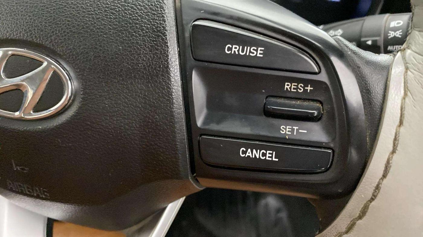 2021 Hyundai VENUE SX 1.0 TURBO, Petrol, Manual, 44,206 km, Adaptive Cruise Control