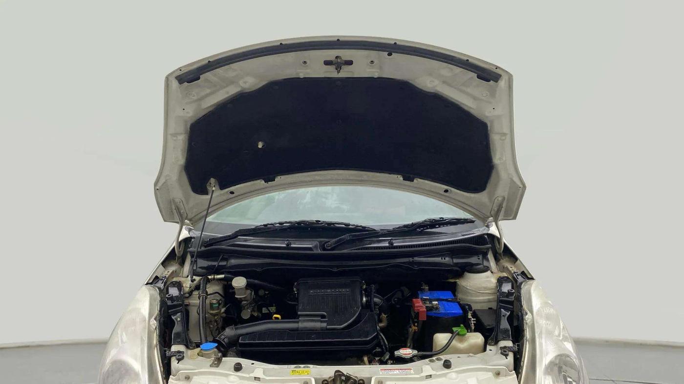 2013 Maruti Swift LXI, Petrol, Manual, 91,073 km, Open Bonet