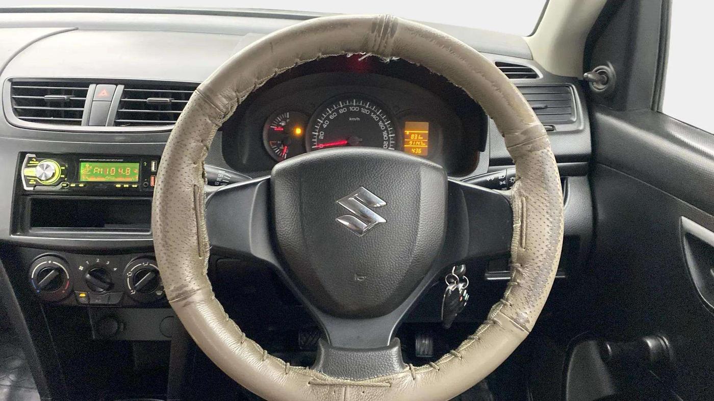 2013 Maruti Swift LXI, Petrol, Manual, 91,073 km, Steering Wheel Close Up