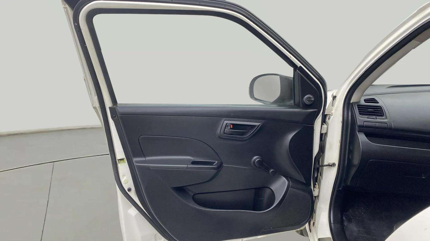 2013 Maruti Swift LXI, Petrol, Manual, 91,073 km, LHS Front Door