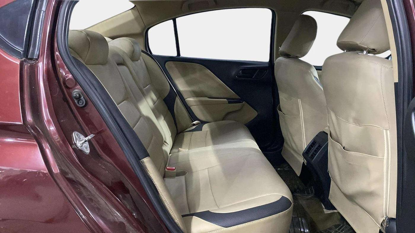 2015 Honda City 1.5L I-VTEC SV, Petrol, Manual, 37,803 km, Right Side Rear Door Cabin