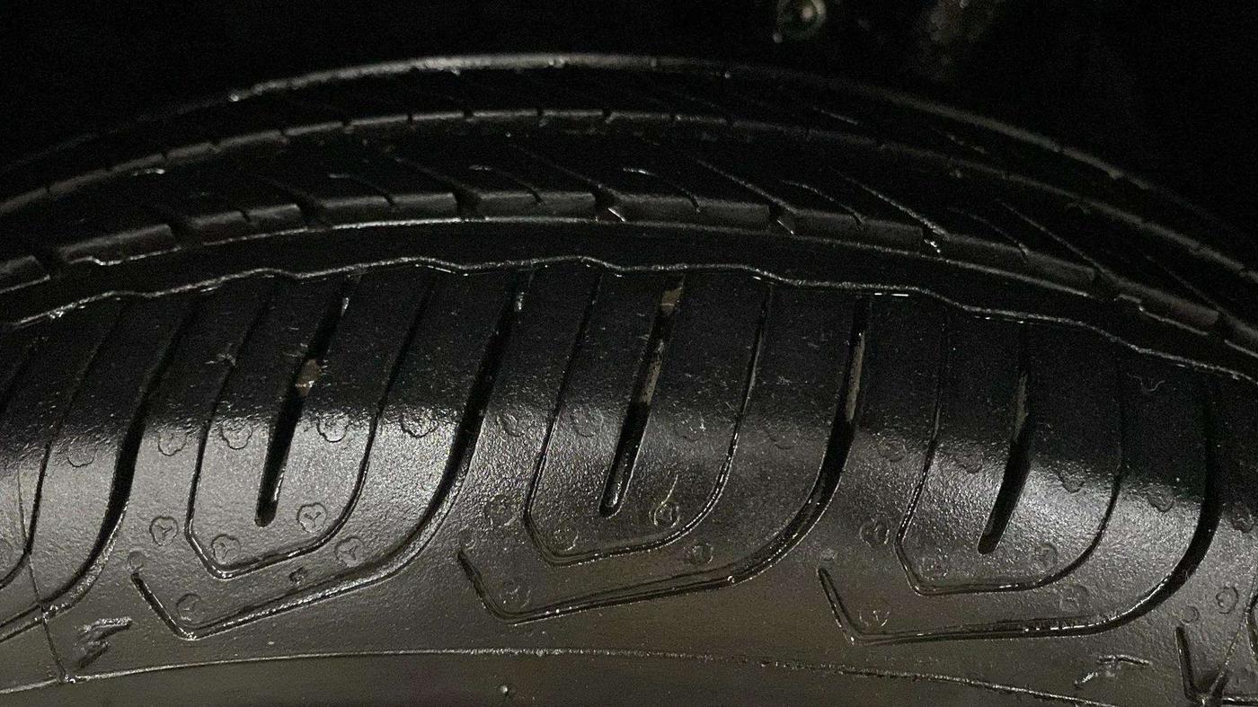 2015 Honda City 1.5L I-VTEC SV, Petrol, Manual, 37,803 km, Right Rear Tyre Tread