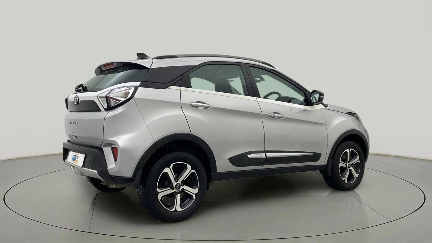 2021 Tata NEXON XZA PLUS (O) PETROL, Petrol, Automatic, 26,865 km, Right Back Diagonal