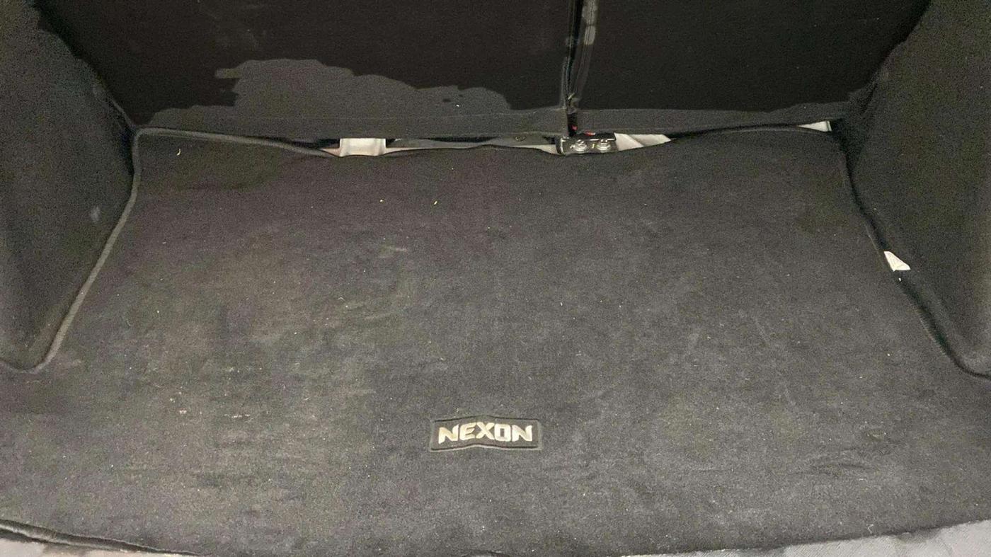 2021 Tata NEXON XZA PLUS (O) PETROL, Petrol, Automatic, 26,865 km, Boot Inside