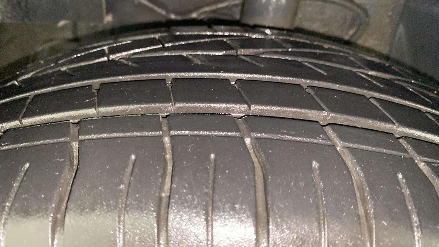 2021 Tata NEXON XZA PLUS (O) PETROL, Petrol, Automatic, 26,865 km, Left Front Tyre Tread