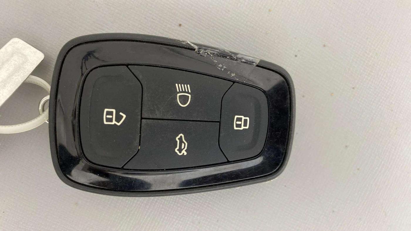 2021 Tata NEXON XZA PLUS (O) PETROL, Petrol, Automatic, 26,865 km, Key Close Up