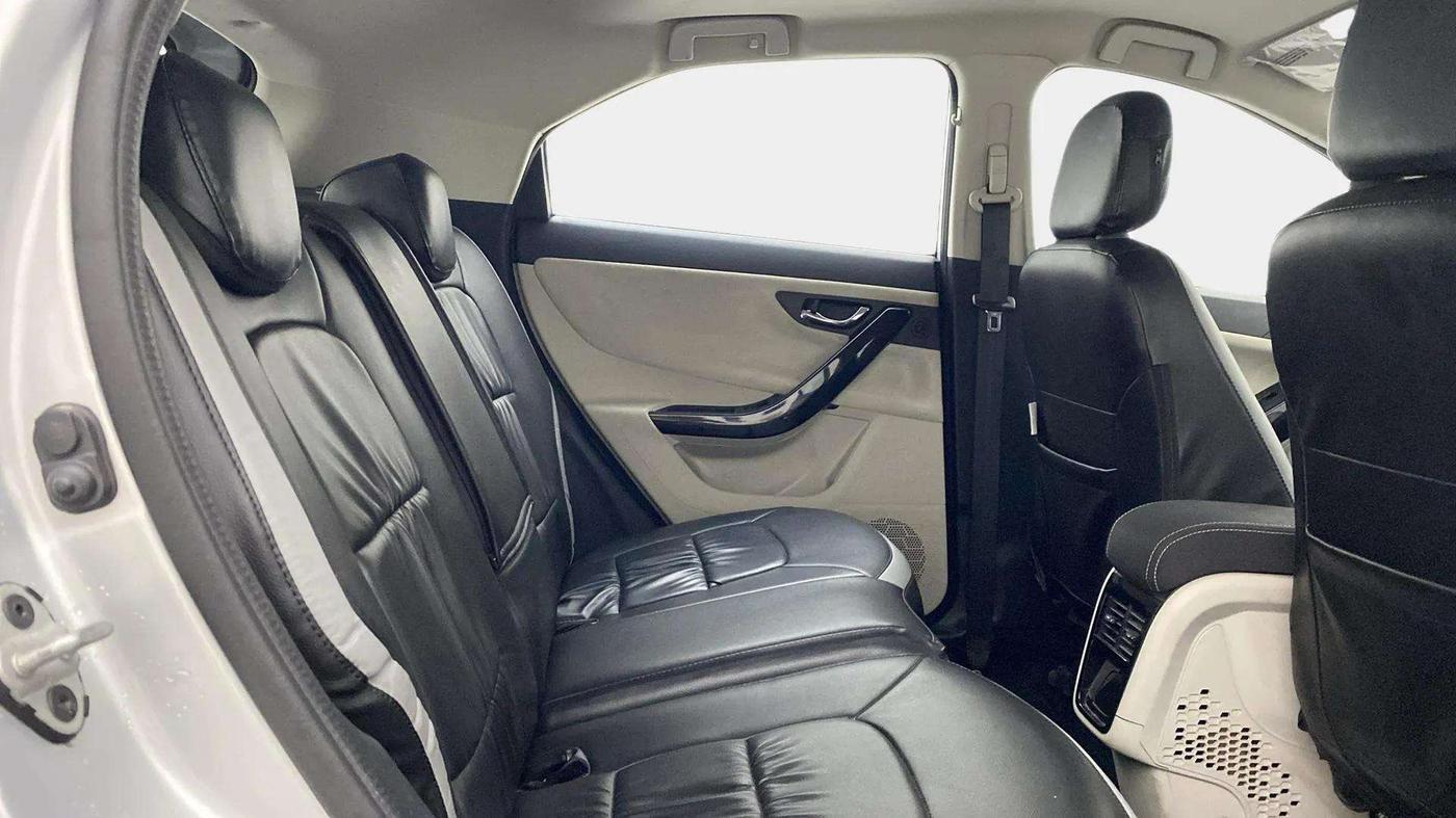 2021 Tata NEXON XZA PLUS (O) PETROL, Petrol, Automatic, 26,865 km, Right Side Rear Door Cabin